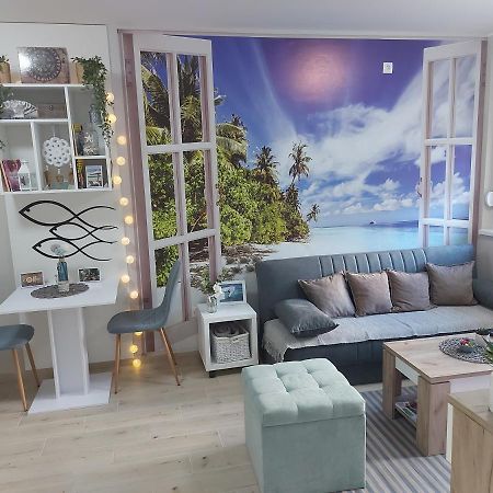# Espresso 2 Apartman sa garazom Sremska Mitrovica Exterior foto